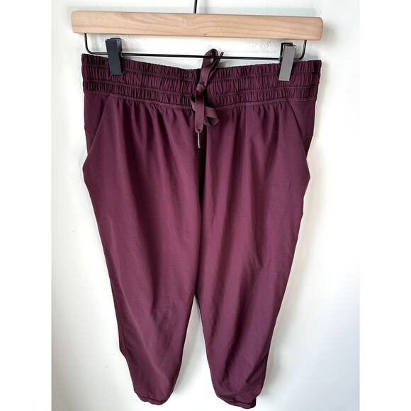 Lululemon Namaskar Crop jogger Size 4 Swift EUC - Picture 3 of 9